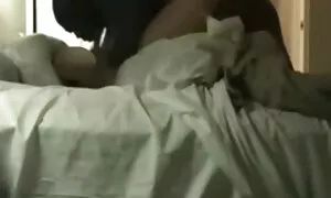 Hai người nga đen đặt ra ở phía trước của một nhà nhiếp ảnh trong trường tư thế thẳng thắn mà ông chỉ đơn giản là không thể giúp đỡ, nhưng có được đánh thức. Họ tất nhiên, thấy rằng những người đàn ông của đứng lên, và điều này quan tâm đến các cô gái quyến rũ. Họ buộc anh phải cởi quần của mình và đánh anh sex gái nhật không che ta bằng, sau đó các người đã chờ đợi một tình dục với hai người nga cô gái tóc vàng. Nó không kết thúc cho dài, và cuối cùng của bò cái được một nguồn gốc của tinh trùng.