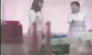Các trẻ bó đã chán trên một đêm yên sex nhat ban khong che moi nhat tĩnh, vì vậy chúng quyết định giấc mơ một chút về tình với kẻ mát và làm thế nào để thủ của họ đứng trống. Các đồng tính của bạn bè giải quyết thoải mái trên ghế dài và sau đó bắt đầu thủ dâm cho một cặp thẳng thống lĩnh, trong khi trải qua rất vui. Sớm những con sư tử kết thúc dữ dội và ném tinh dịch vào một đài phun nước.