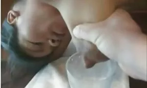 Một trong những hói có sở thích khác thường. Ví dụ, ông gần như gái khi Phi đấm bạn gái của mình. Thời gian này, một vui mừng, da đen, người đàn ông đến thăm họ, những phim sex hd khong che nhat ban người đẹp lòng em bé với ông da đen. Sự trụy lạc nhịp đập những cô gái và đặt tay ở cùng một chỗ để niềm vui của các hói.